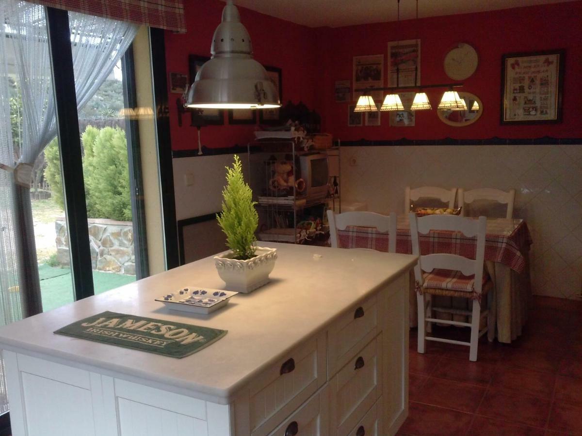 Casa Encantadora Con Piscina Privada Y Chimenea Villa Las Jaras Buitenkant foto