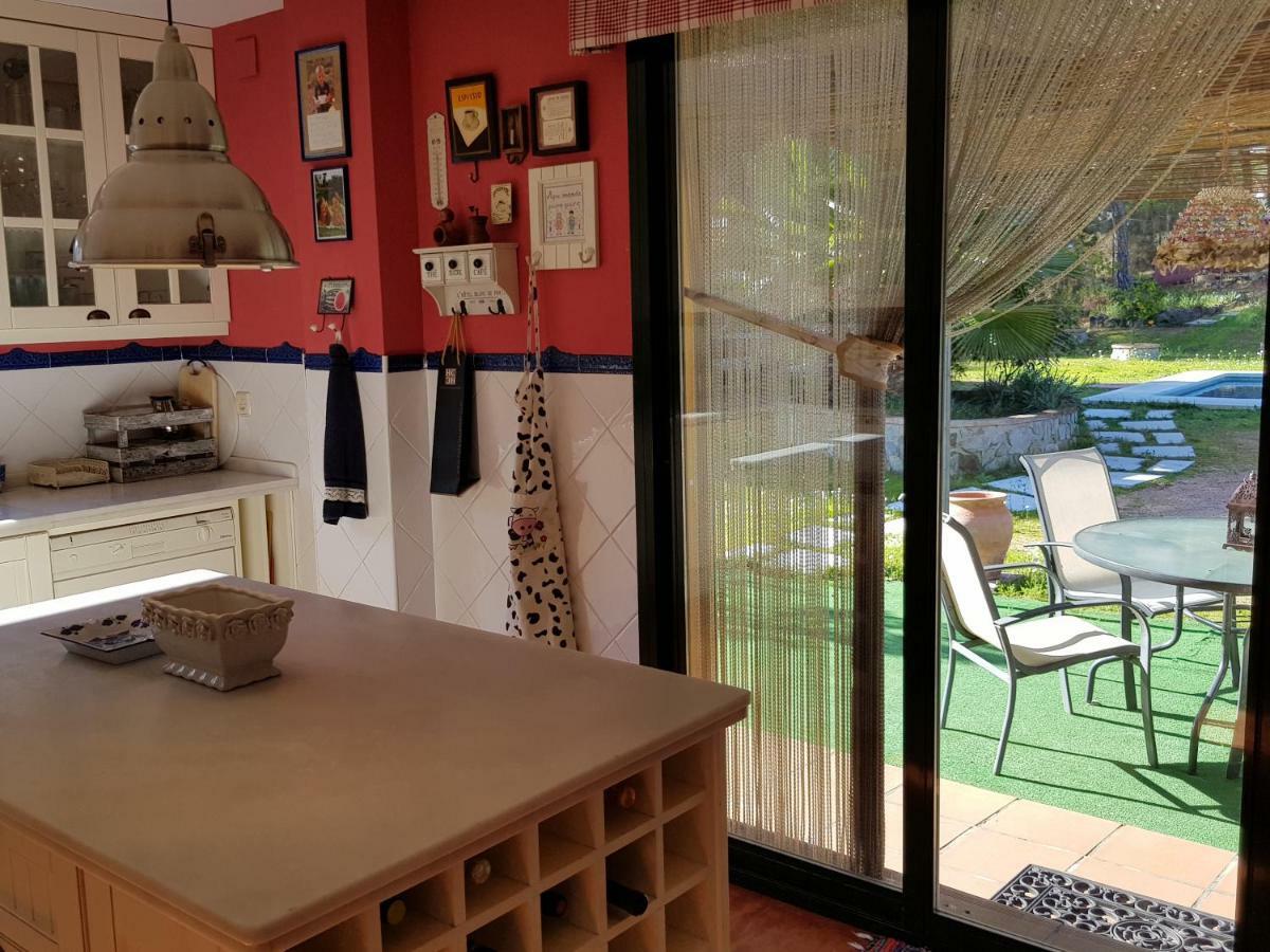 Casa Encantadora Con Piscina Privada Y Chimenea Villa Las Jaras Buitenkant foto